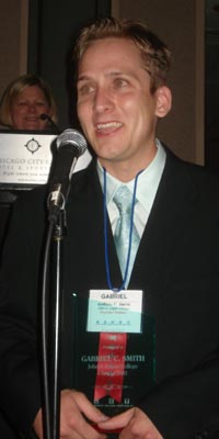 Gabriel Smith accepts ICCTA's 2007 Pacesetter Award.